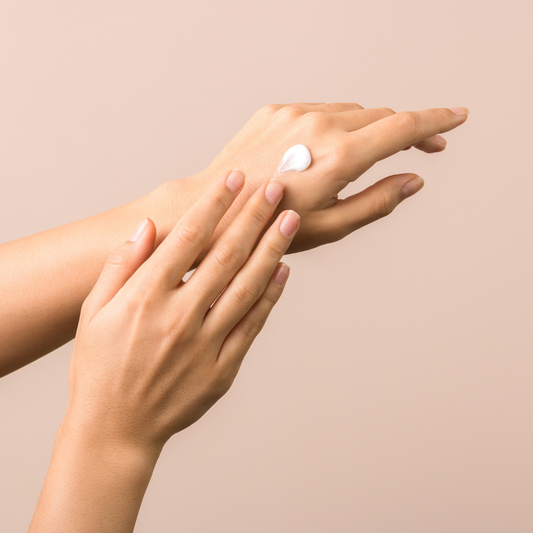 vanilla dream body butter in jar –kayali vanilla dupe, vanilla creamy  scent, whipped texture

